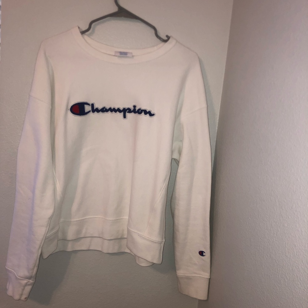 Champion pull over